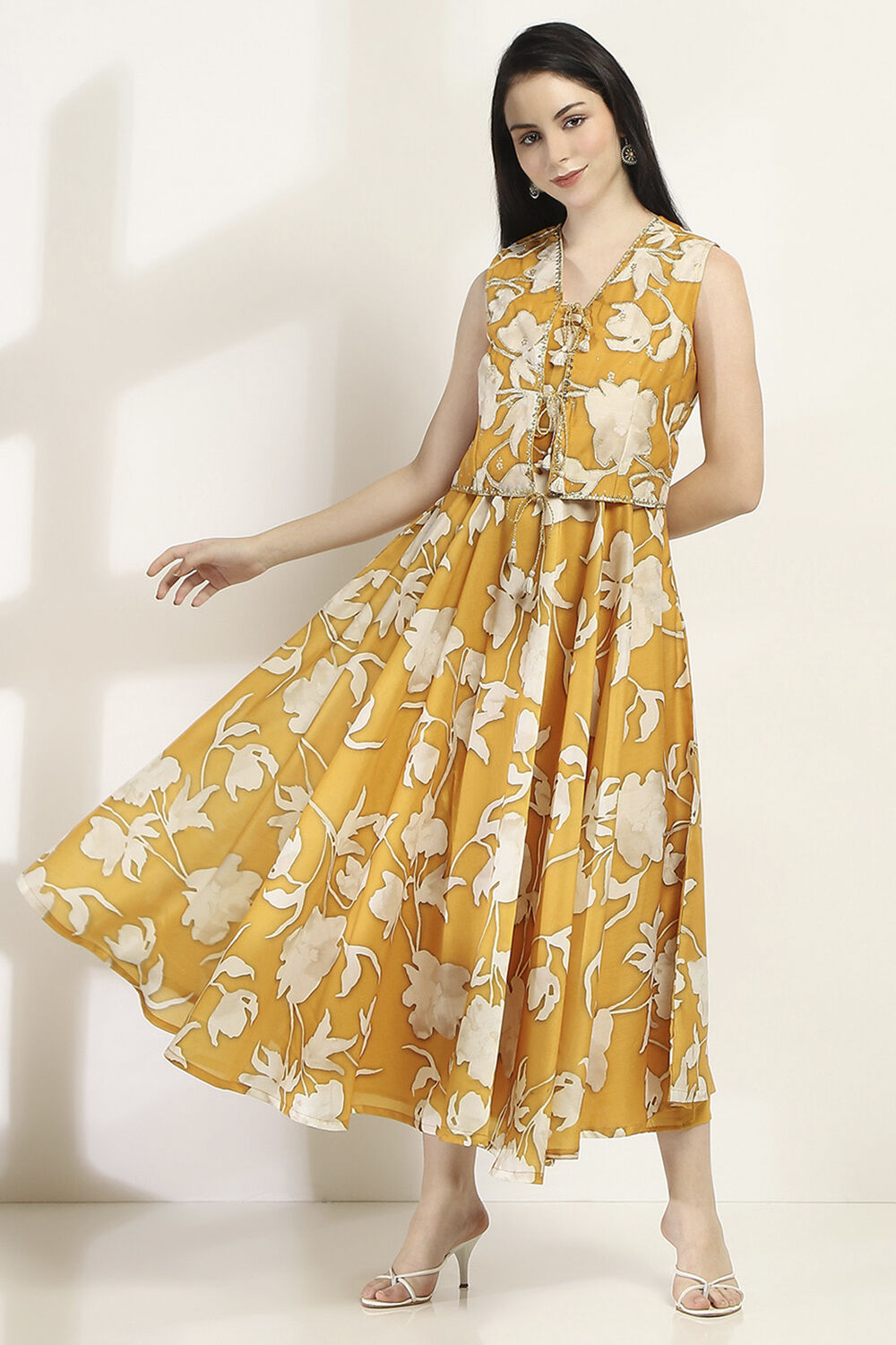 Yellow Viscose Blend Flared Dress image number 0