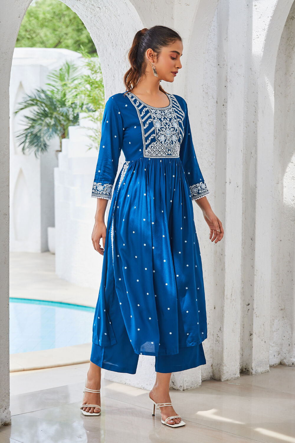 Yellow Embroidered Straight Kurta Set image number 5