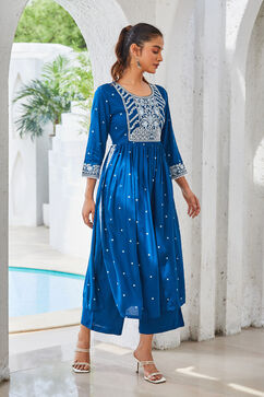 Indigo Embroidered Straight Kurta Set image number 5