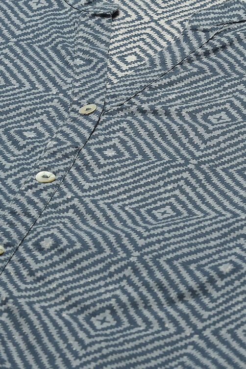Indigo Blue Cambric Zig-Zag Printed Straight Kurta image number 1