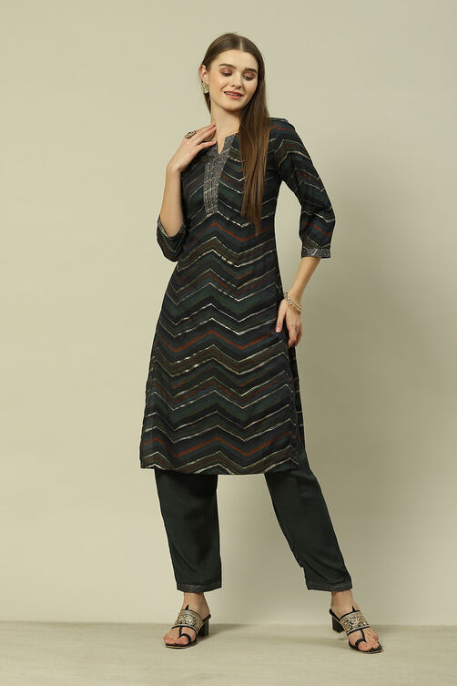 Green LIVA Straight Printed Kurta Palazzo Suit Set image number 0