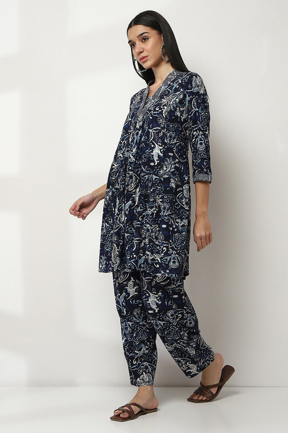 Navy Blue Printed Straight Co-ord Set image number 3