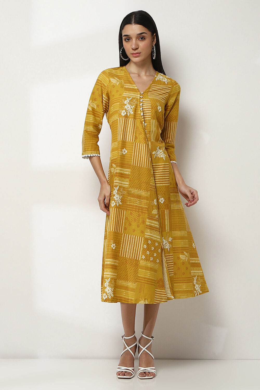 Yellow Cotton Printed Flared Dress image number 5