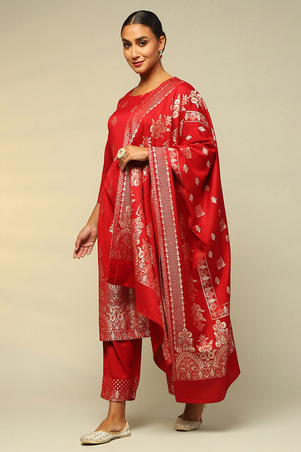 Red Acrylic Straight Yarn Dyed Kurta Palazzo Suit Set image number 3