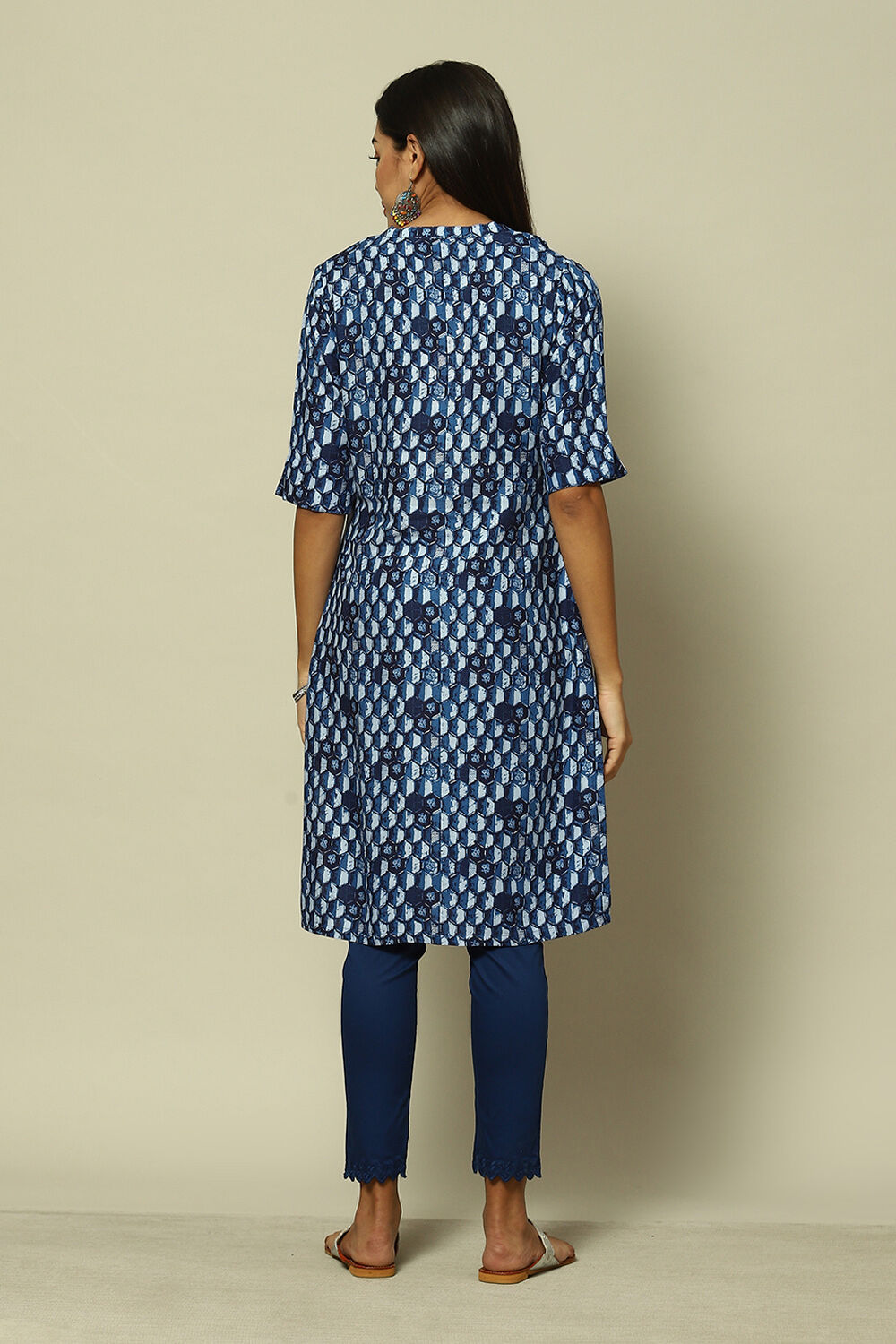 Indigo Blue LIVA Straight Printed Kurta image number 4