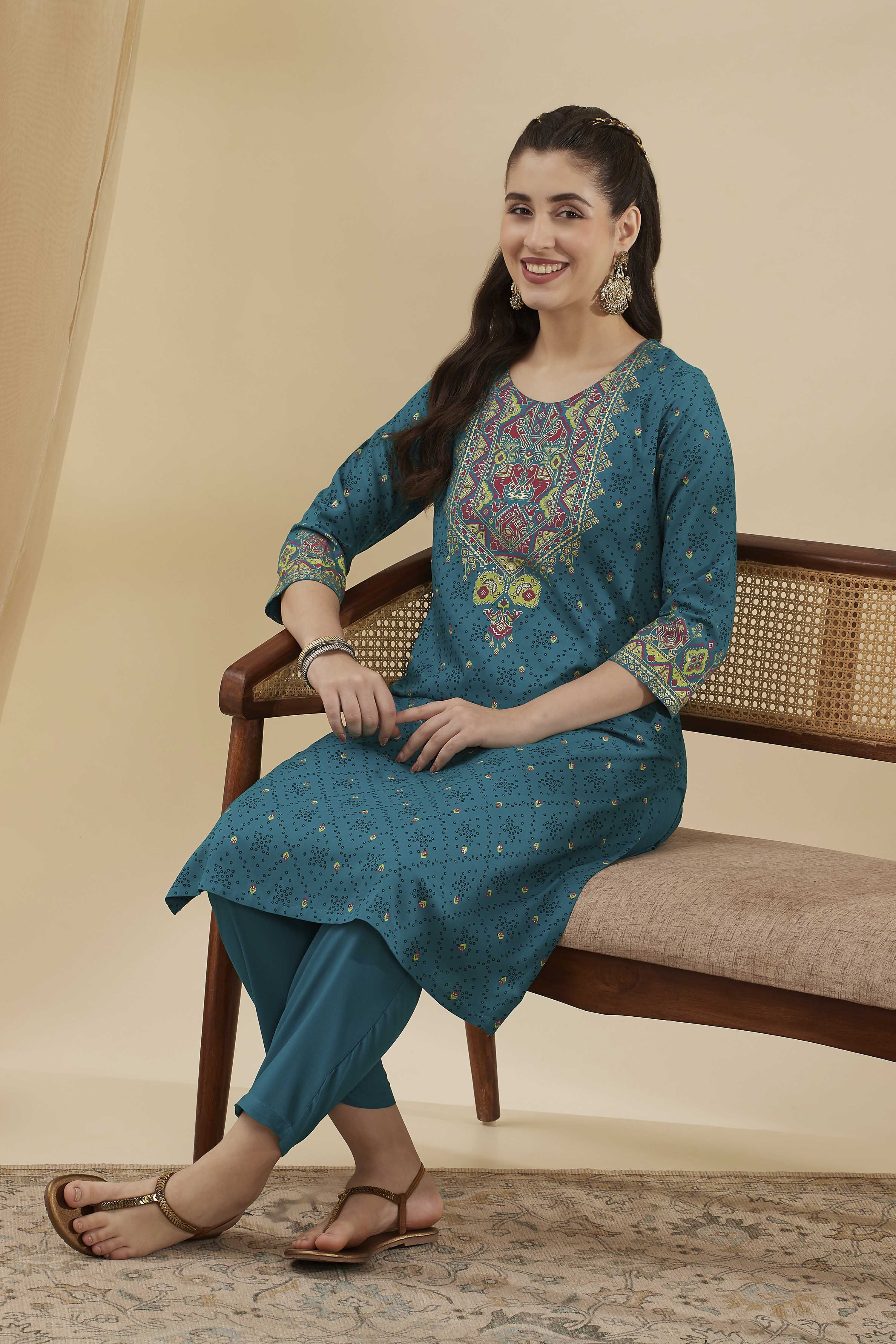 Emerald Green Viscose Rayon Straight Printed  image number 0