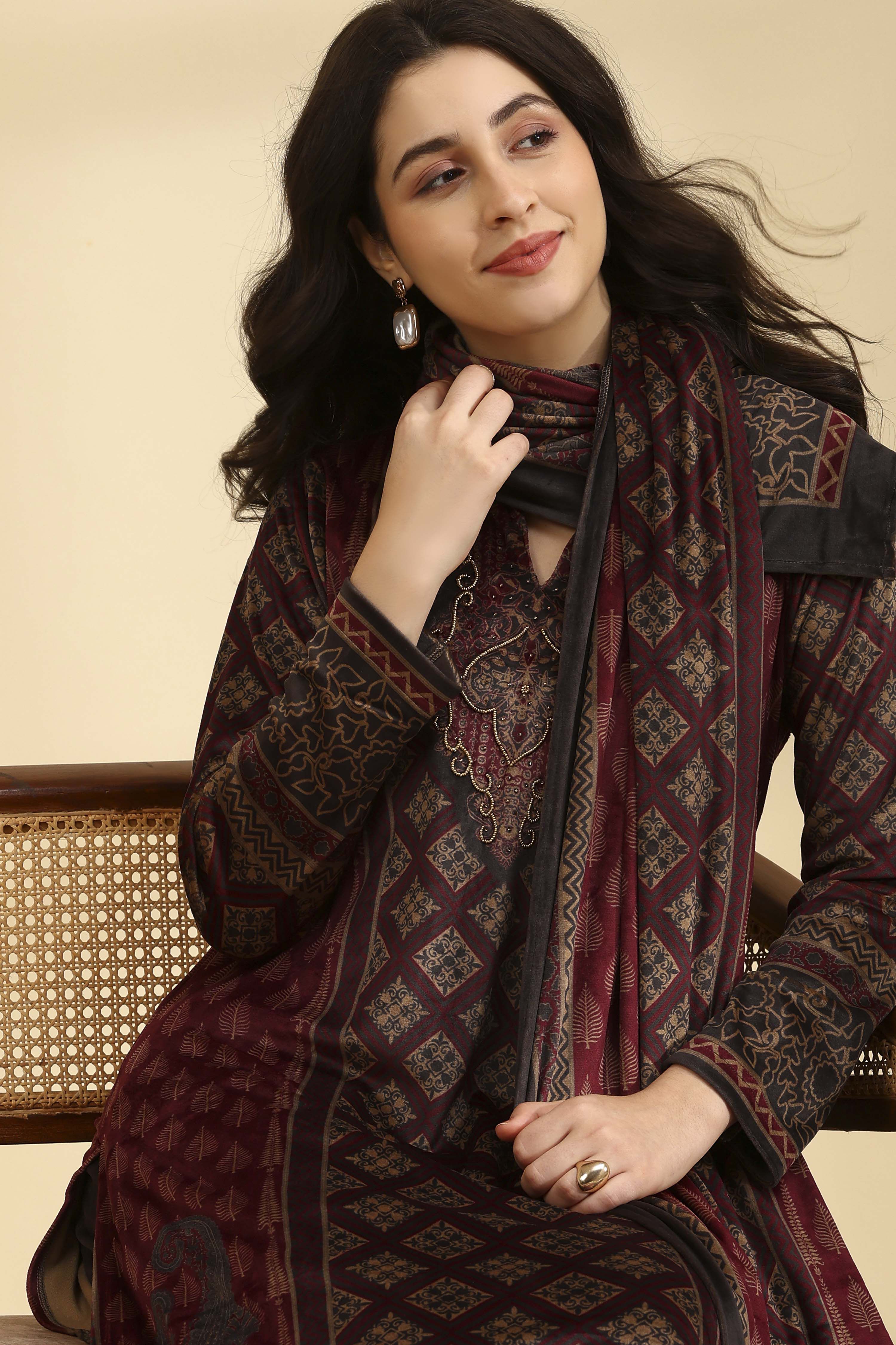 Maroon Polyester Printed Straight Suit Set image number 1