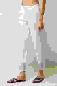 White Viscose Solid Regular Pants image number 2