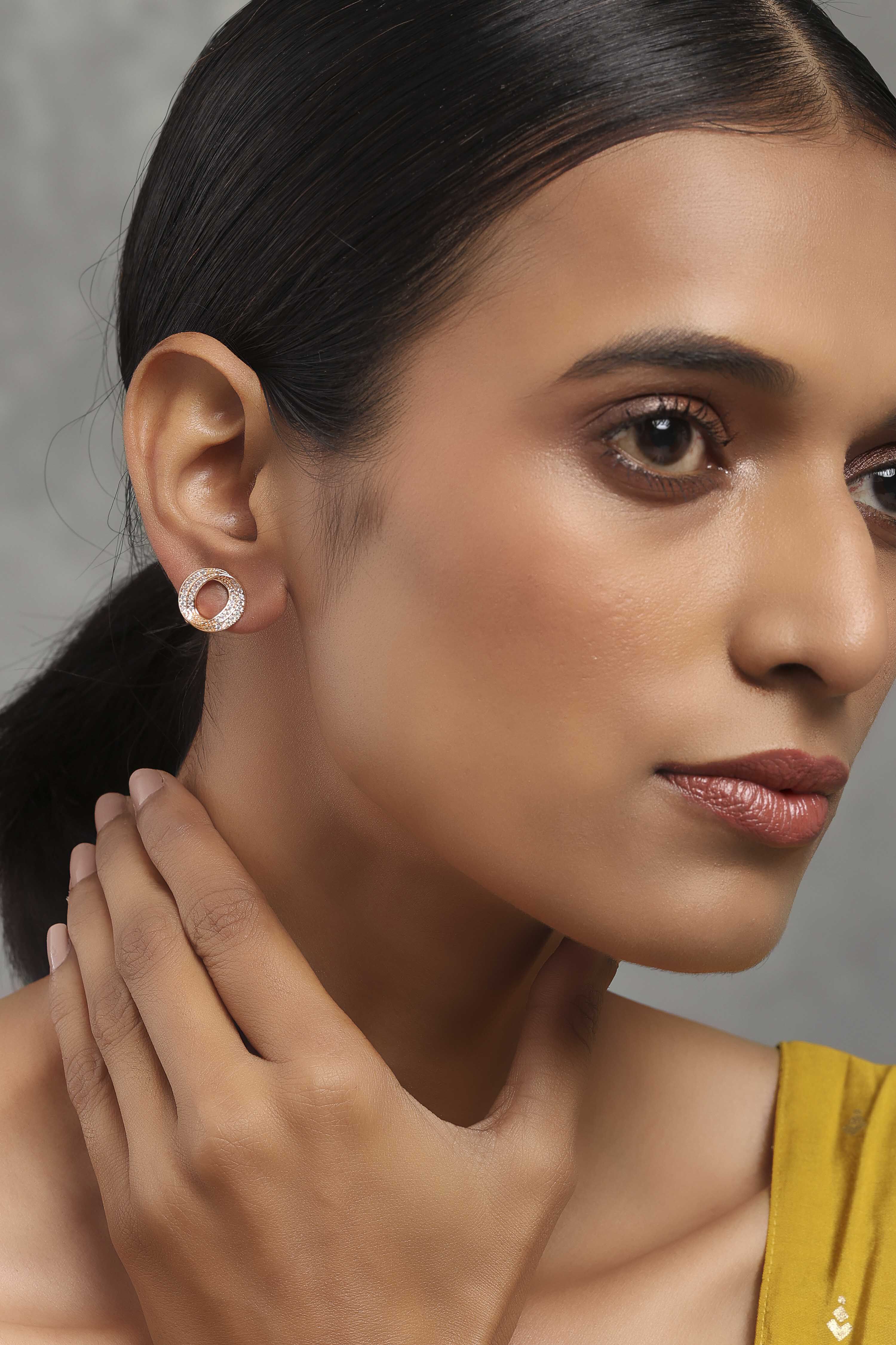 White Brass Studs image number 3