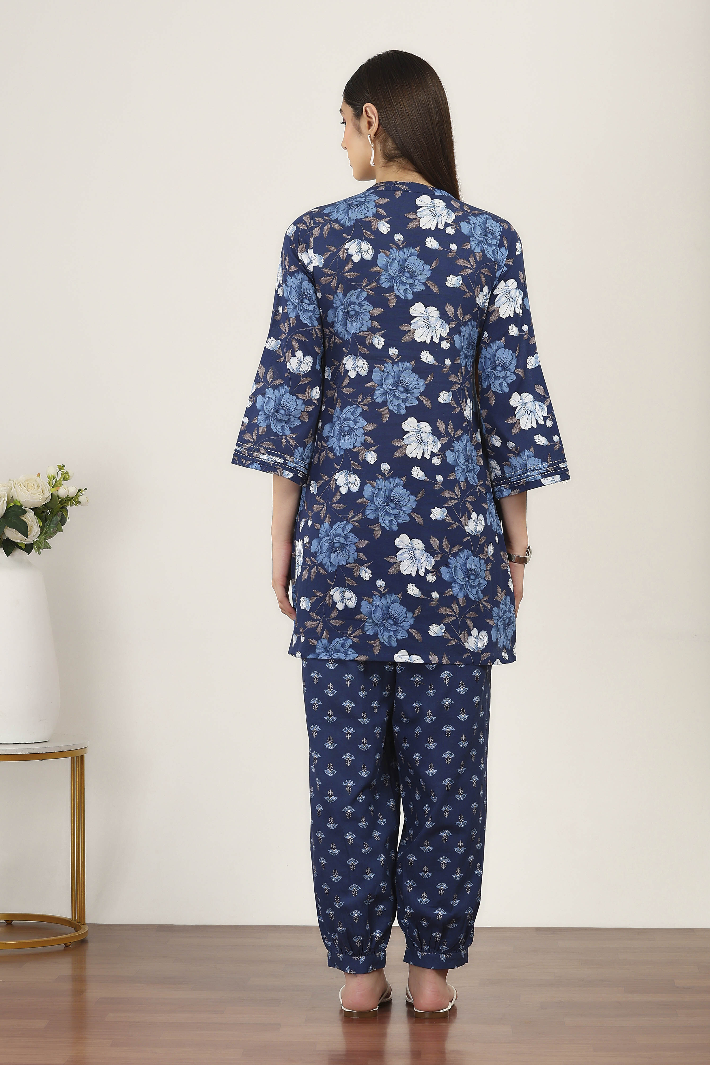 Blue Cotton Kurta Pants Set image number 4