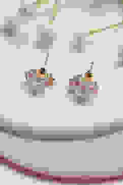 White Alloy Studs image number 2