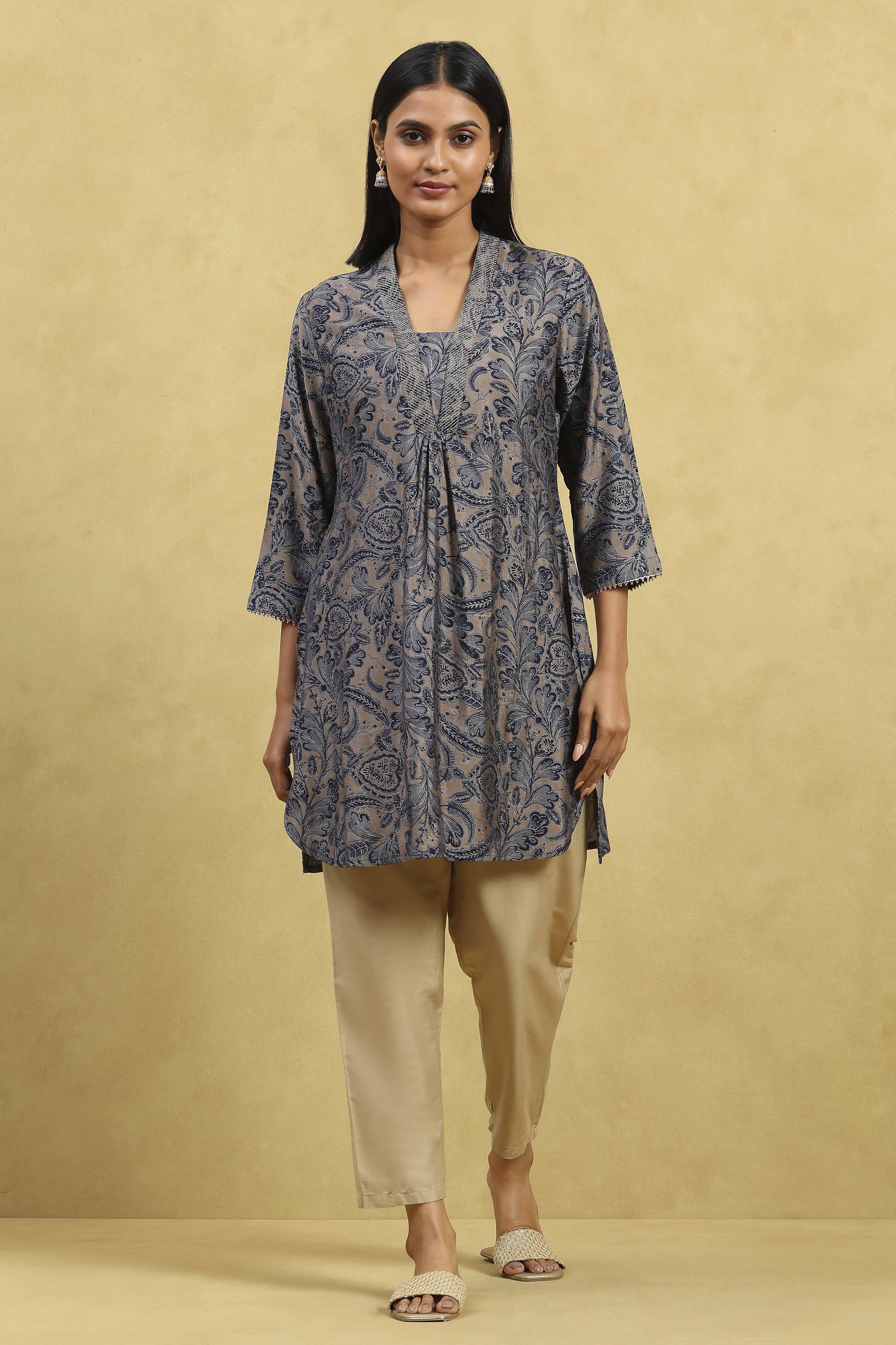 Navy Viscose Blend Printed Straight Top image number 0