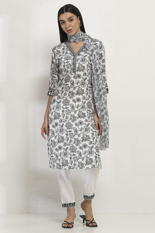 White Viscose Blend Straight Set image number 0