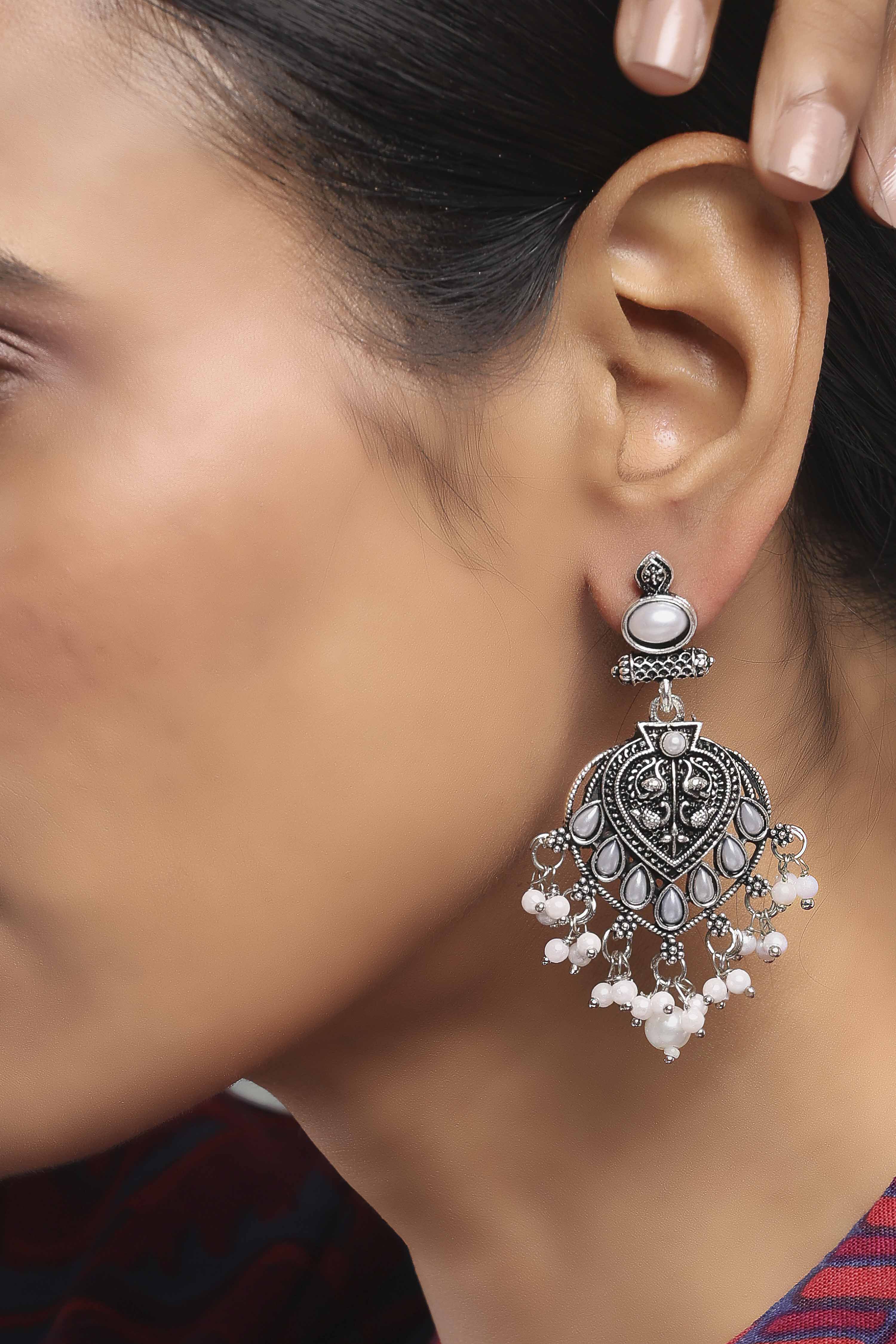 Pearl Alloy Drop & Danglers image number 1