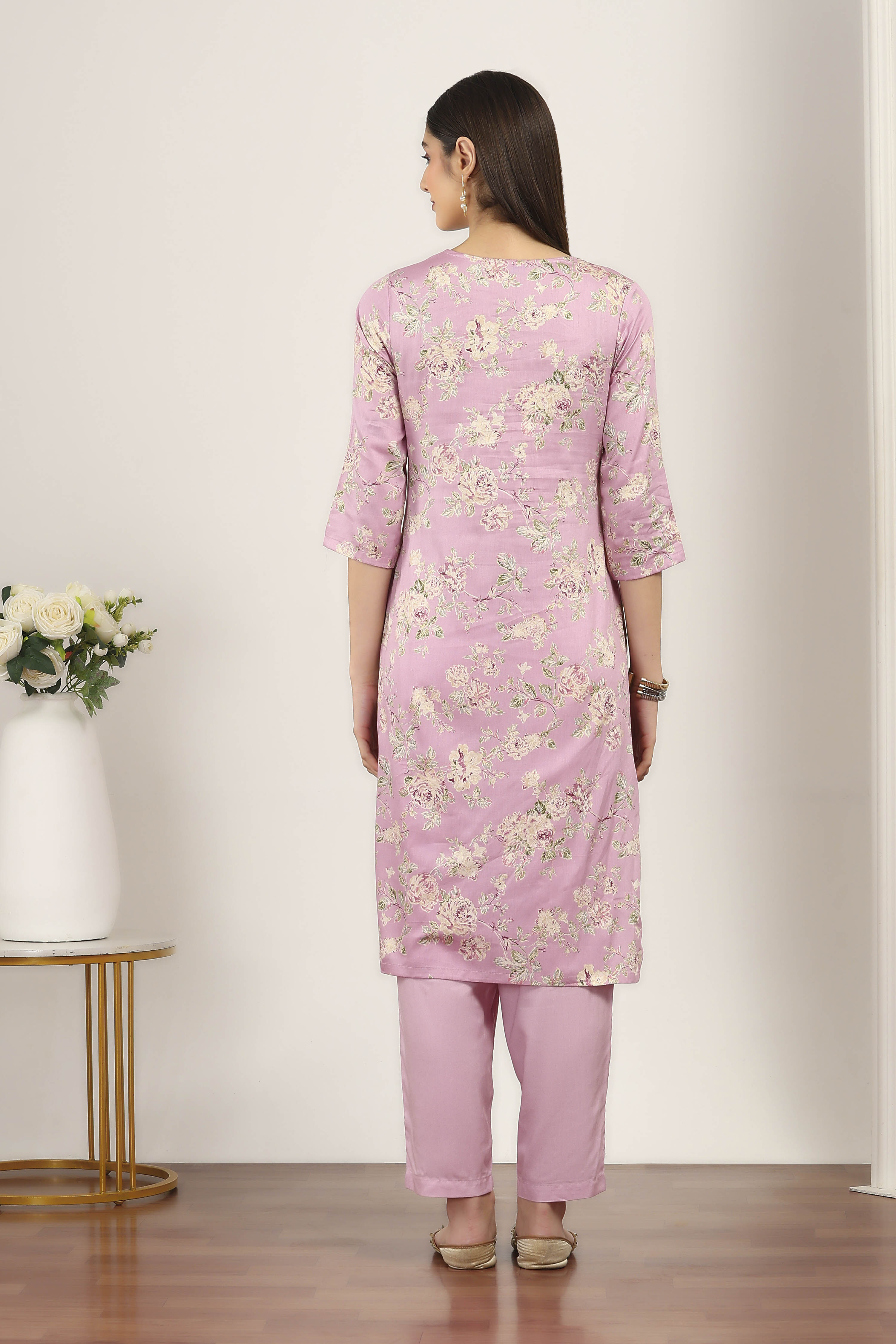 Green Cotton Straight Suit Sets image number 4