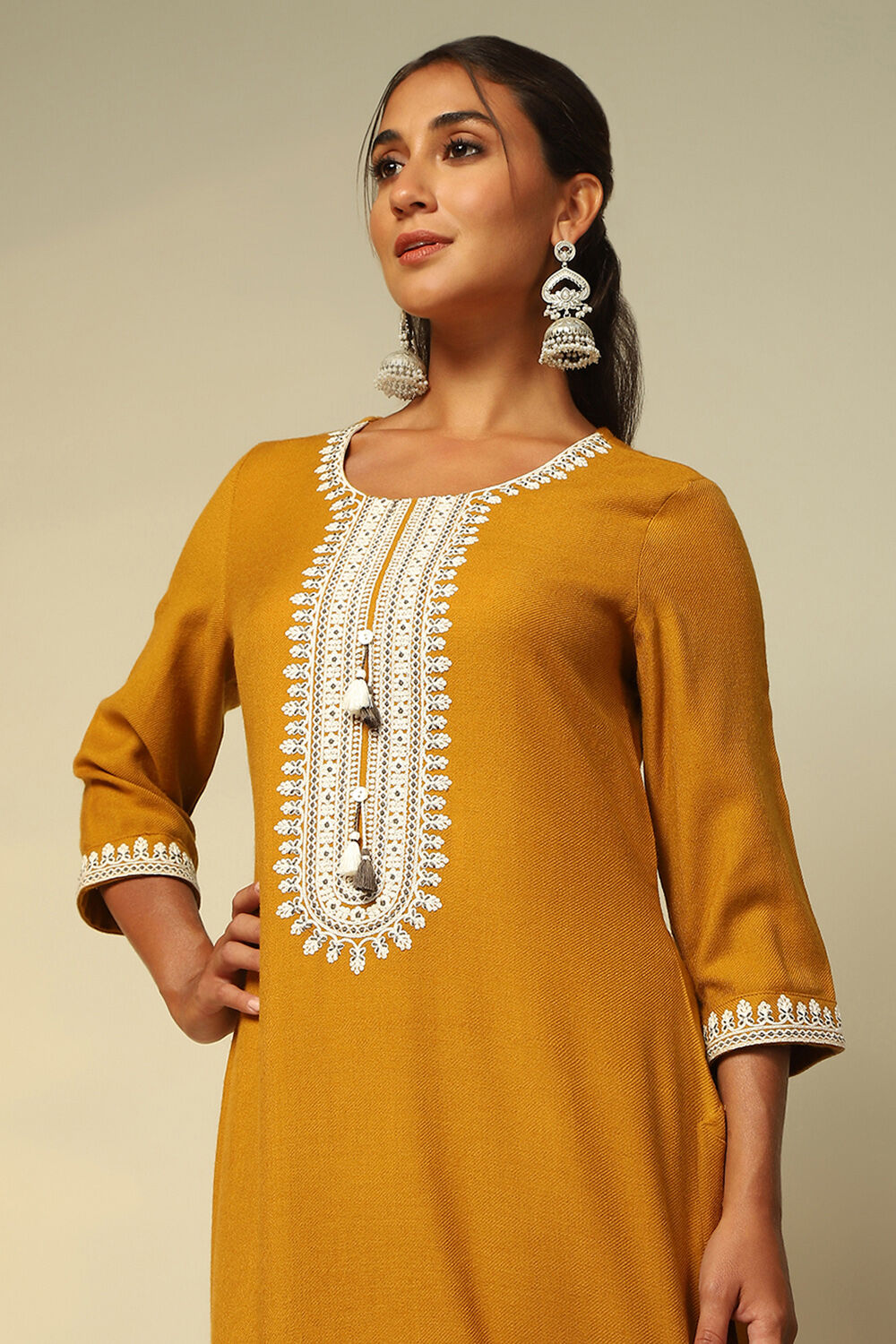 Mustard Polyester Straight Kurta image number 1