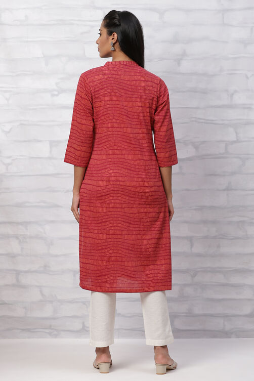 Maroon Cambric Cotton Straight Kurta image number 4
