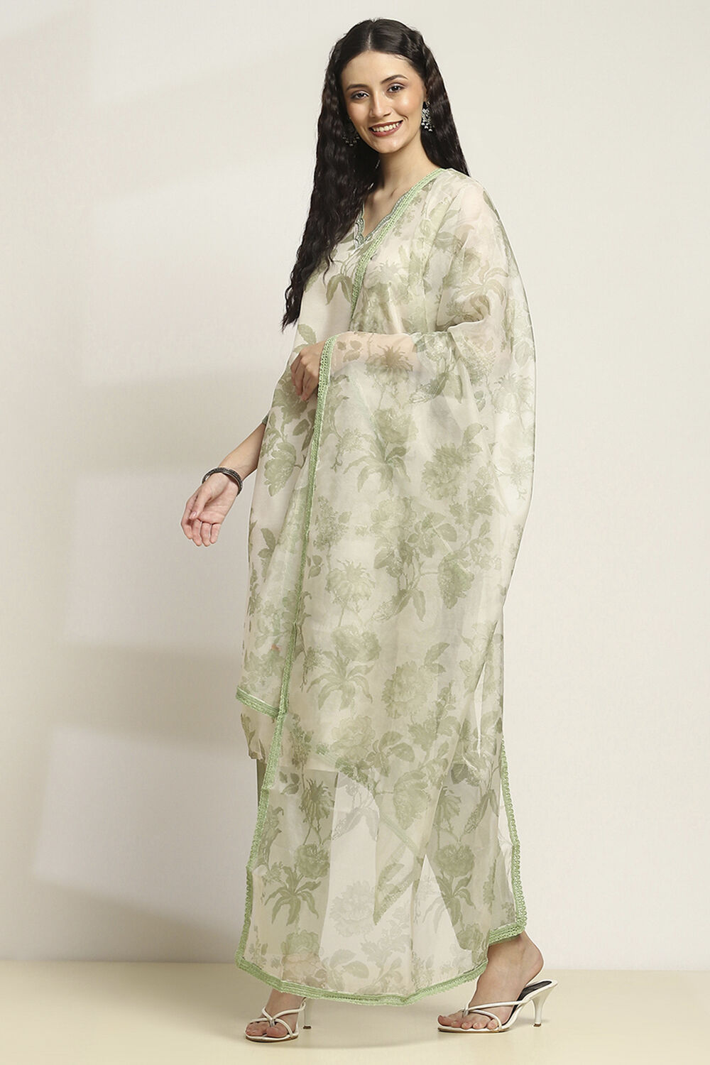 Green Polyester Straight Suit Set With Dupatta image number 3