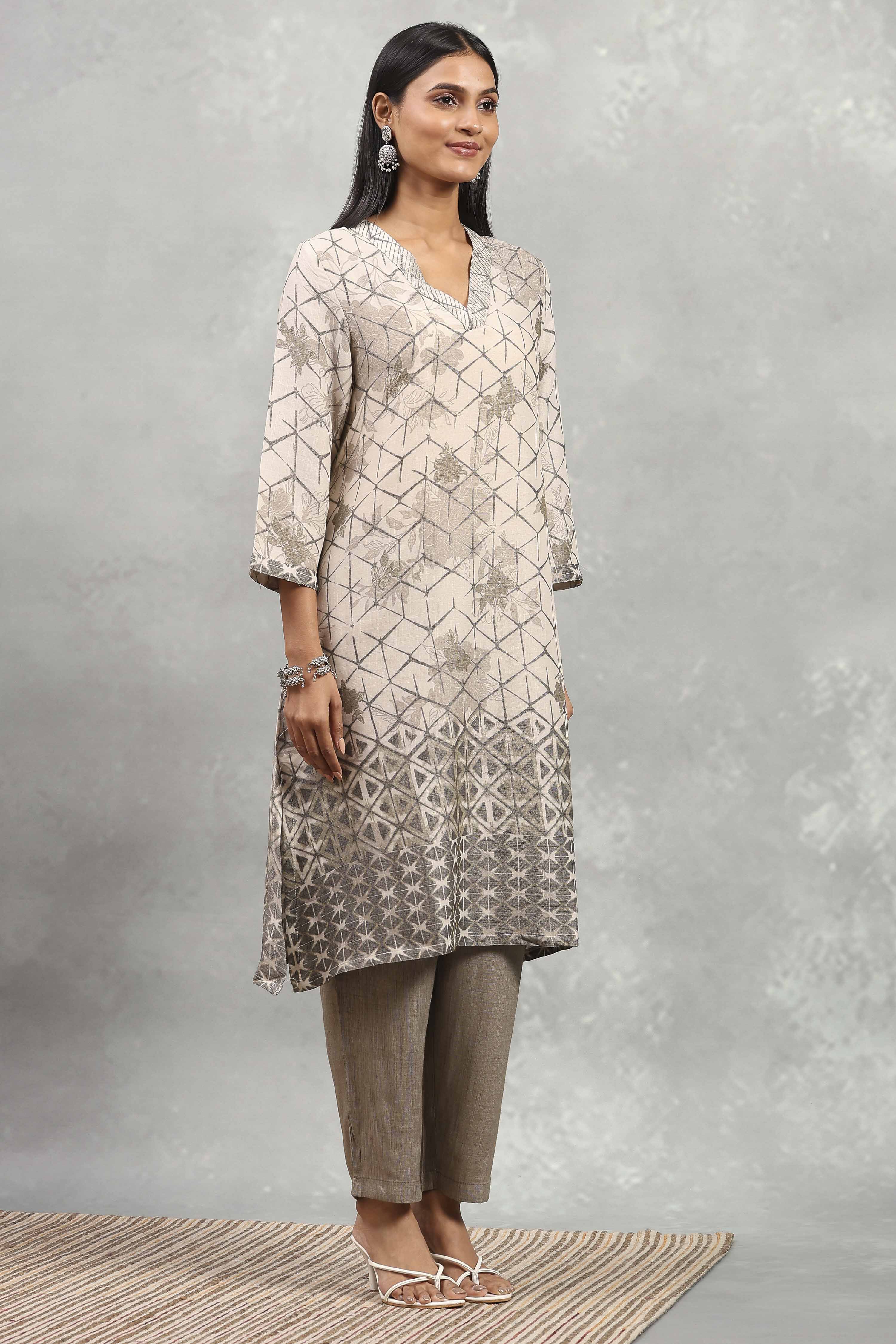Grey Viscose Blend Printed A-Line Kurta Pants Set image number 5