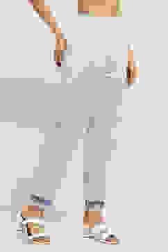 White and Blue Cotton Printed Regular Pants image number 3