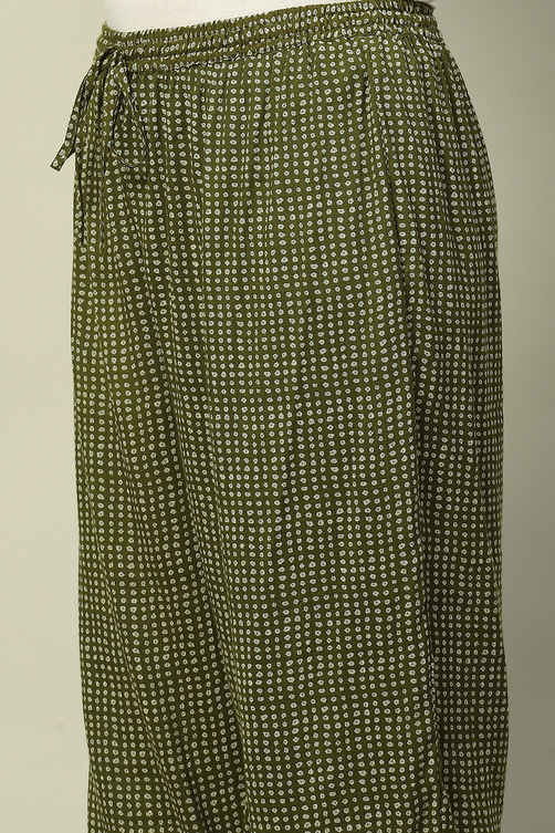 Olive Green Viscose Printed Pleated Straight Suit Set image number 2