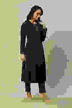 Black Cotton Blend Yarndyed Kurta image number 4