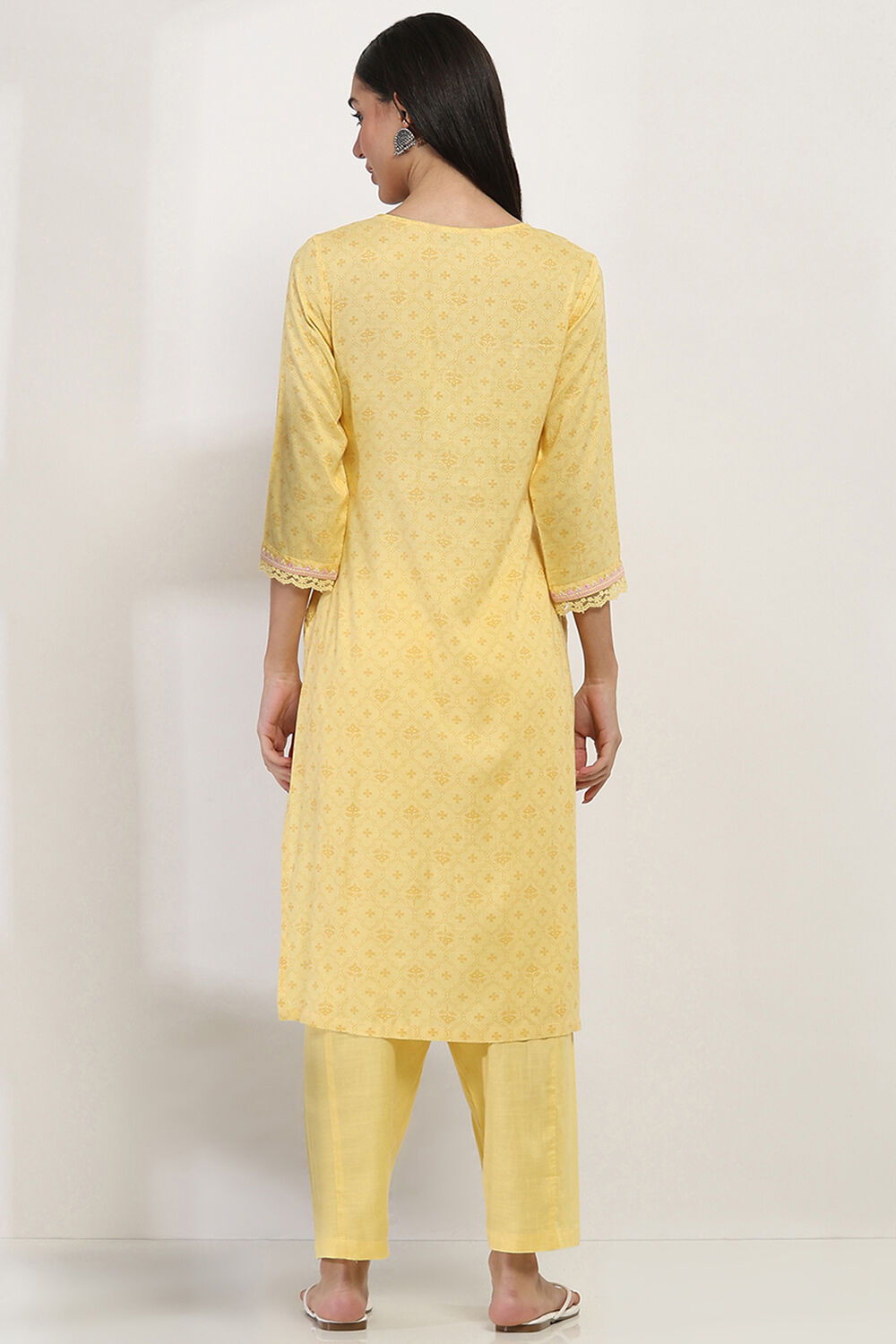 Yellow Printed Straight Suit Set image number 4