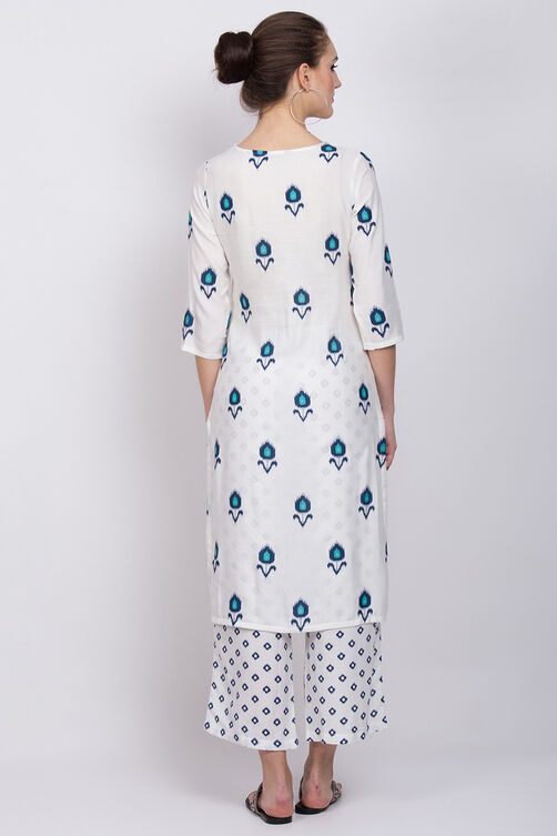 Off White Viscose Straight Suit Set image number 4