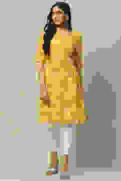 Yellow Rayon Staight Kurta image number 5