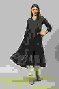 Black LIVA Tiered Printed Dress image number 0