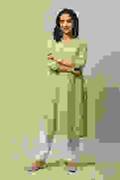 Green LIVA Straight Printed Kurta image number 0