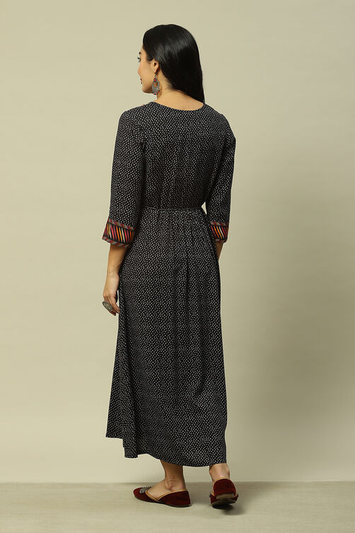 Black Viscose Straight Printed Dress image number 3