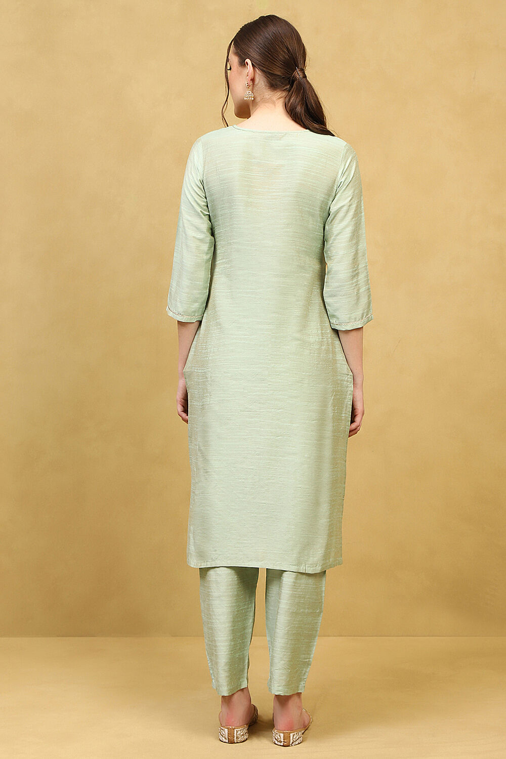Green Viscose Blend Embroidered Straight Suit Set image number 4