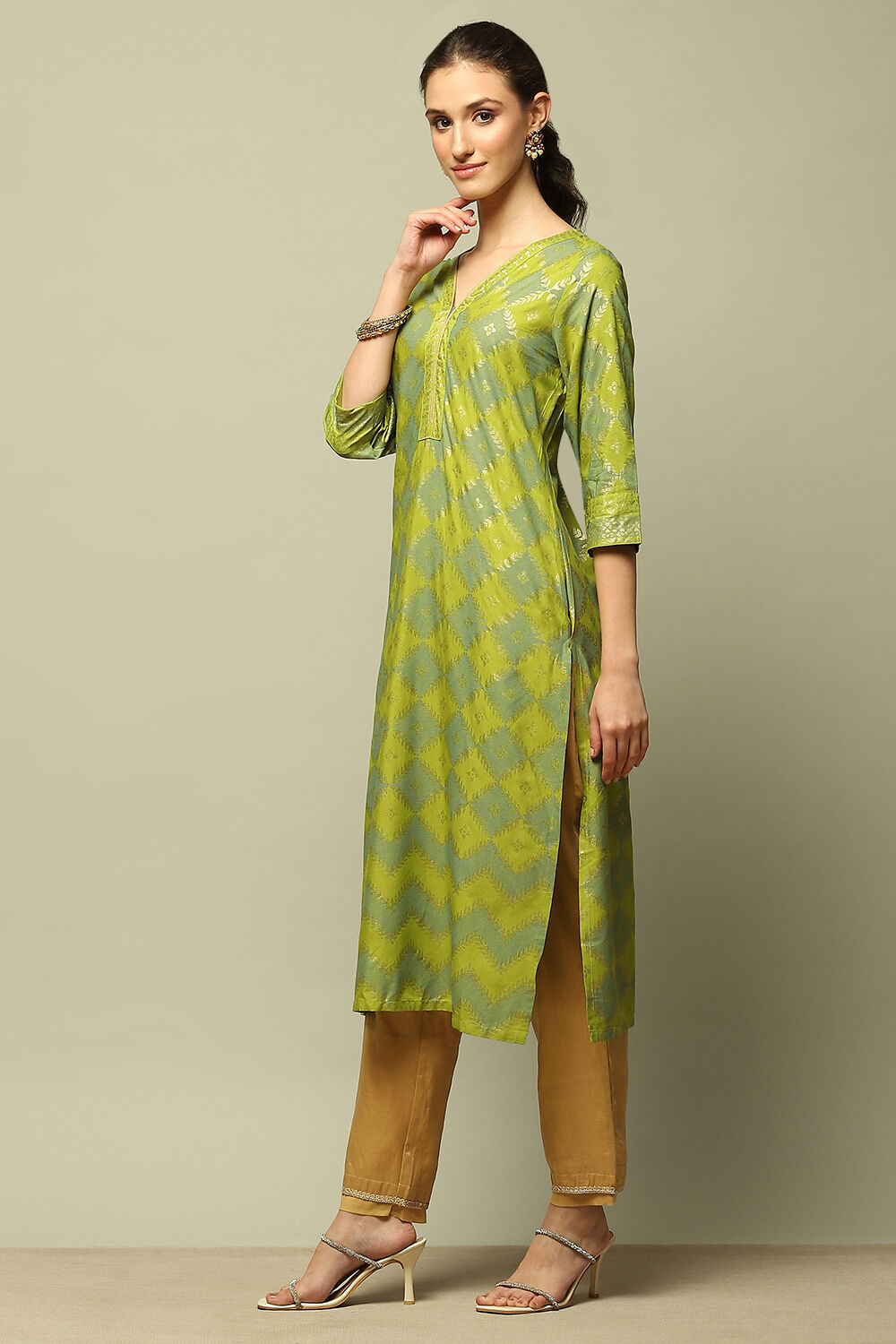 Lime Green Printed Straight Kurta image number 2
