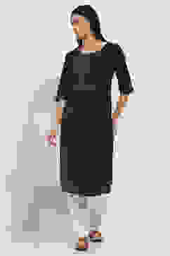 Black Cotton Pleated Straight Kurta image number 2