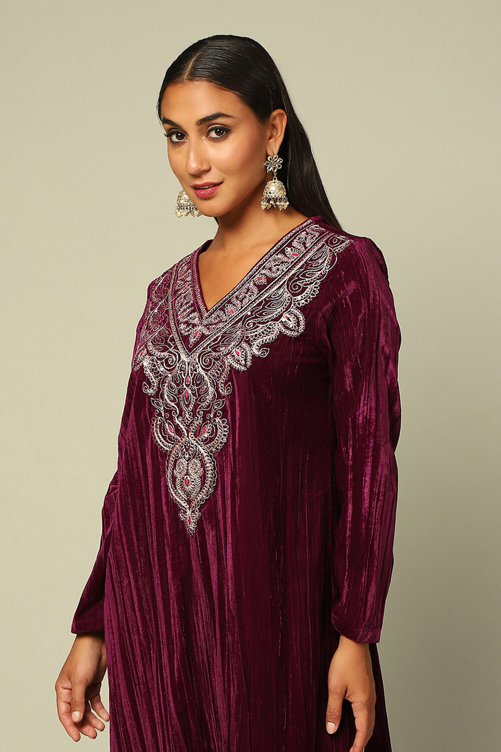 Wine Poly Velvet Straight Solid Kurta Palazzo Suit Set image number 7