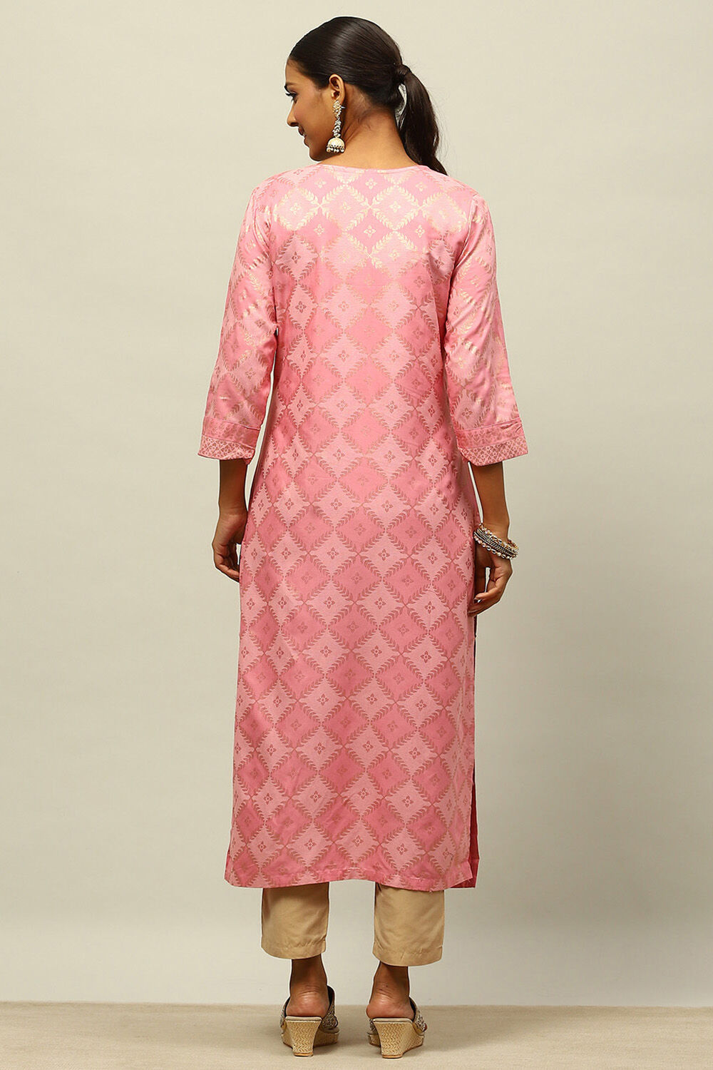 Pink Printed Straight Kurta image number 3