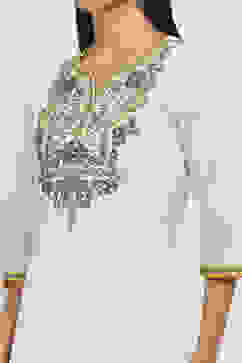 Off-White Cotton Blend Straight Kurta Set image number 0