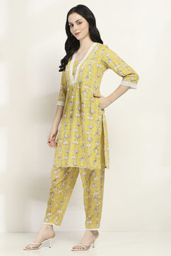 Yellow Cotton Blend Straight SET image number 3