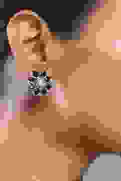 Black Brass Necklace Set image number 5