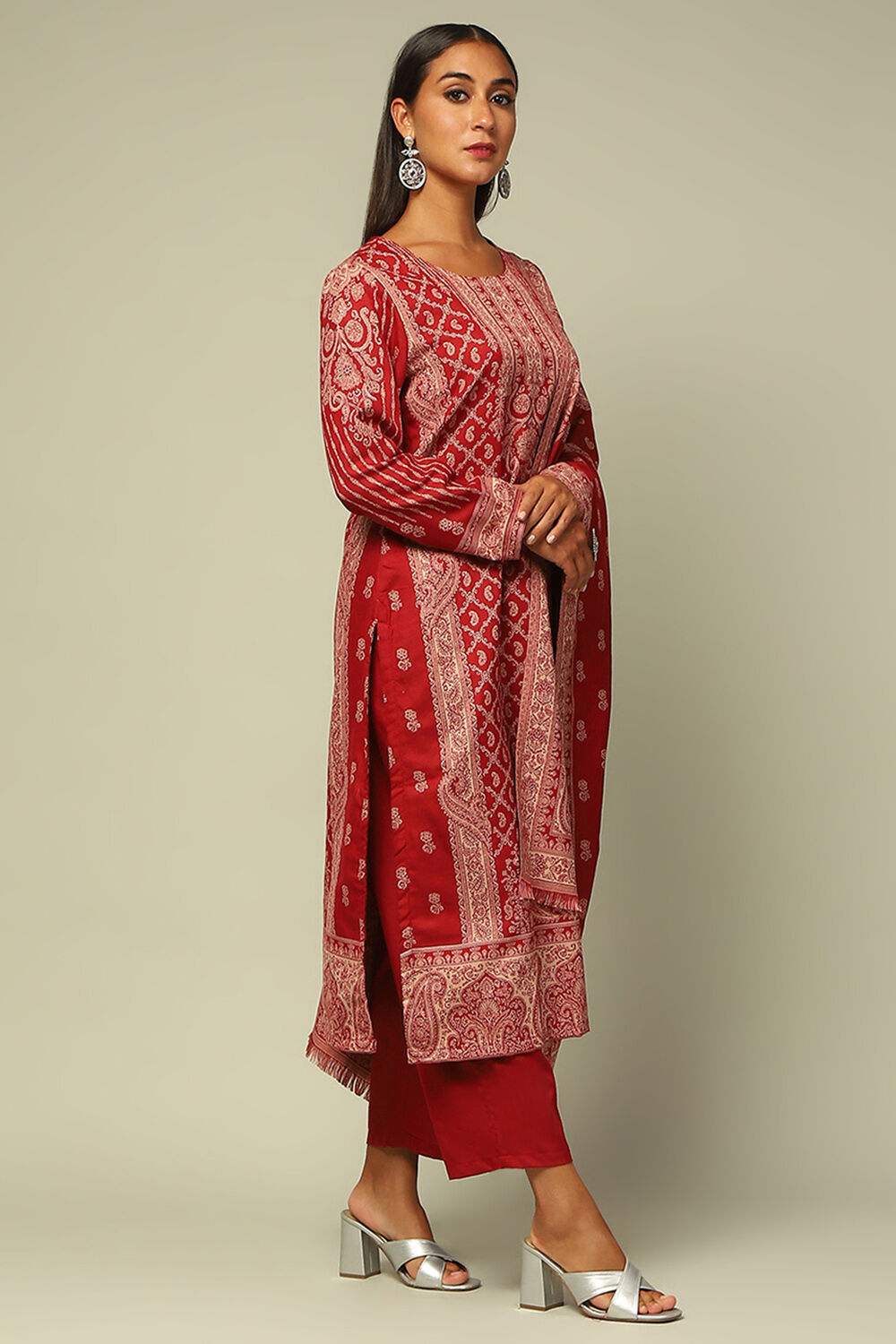 Red Acrylic Straight Yarn Dyed Kurta Palazzo Suit Set image number 5