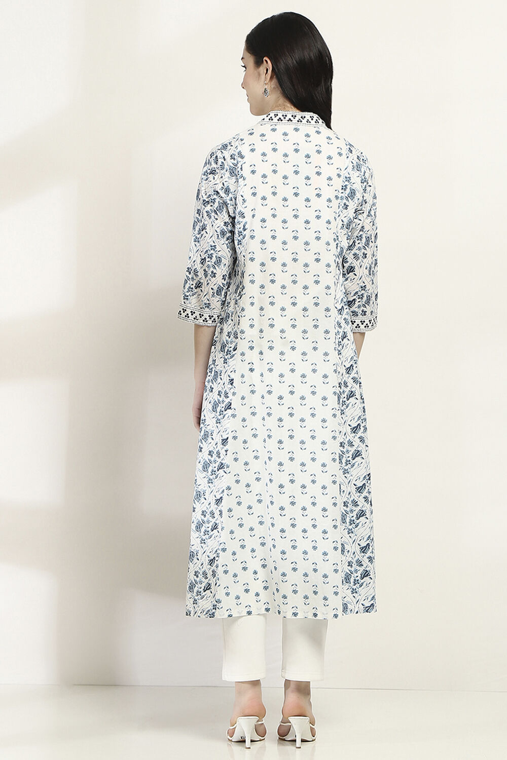 White Cotton Printed A-Line Kurta image number 3