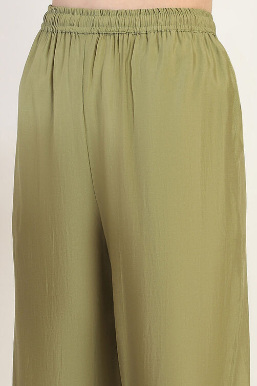 Green Viscose Blend Straight Set image number 2