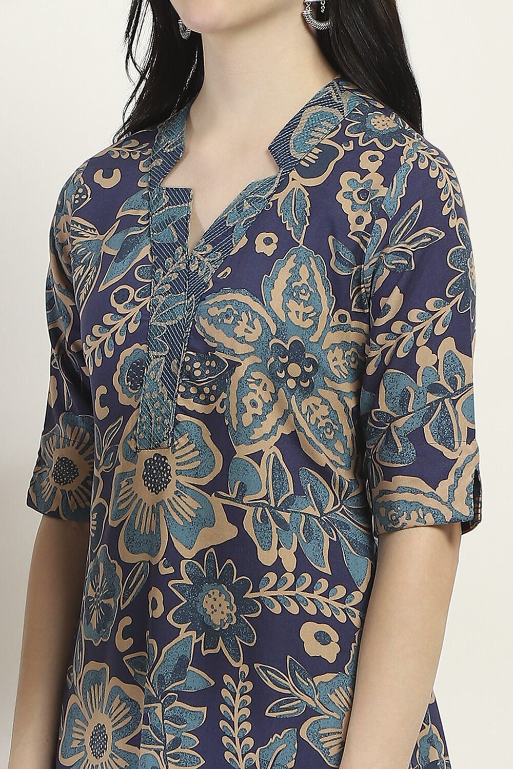 Indigo Printed Straight Kurta image number 1