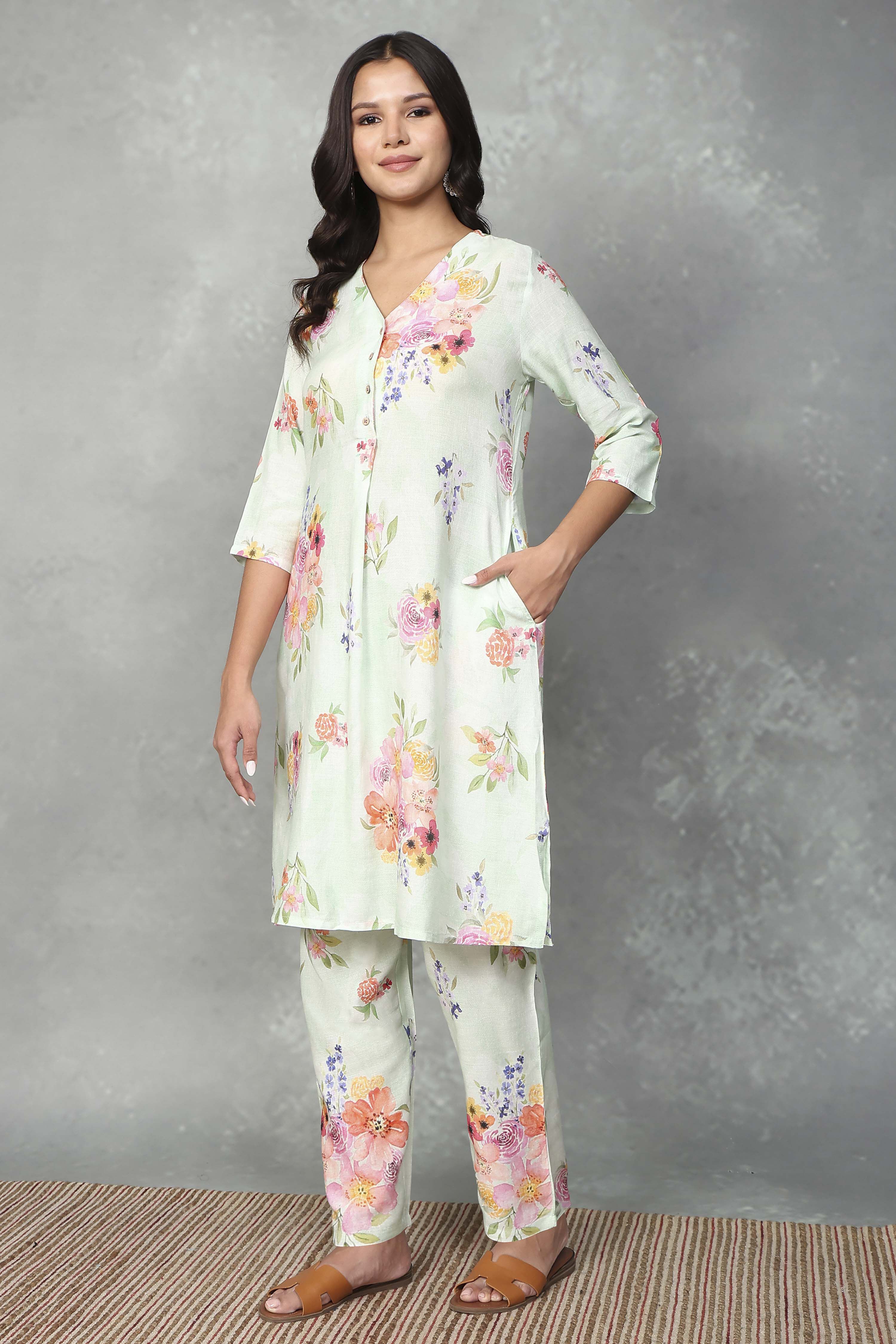 Green Viscose Rayon Kurta Pants Set image number 3