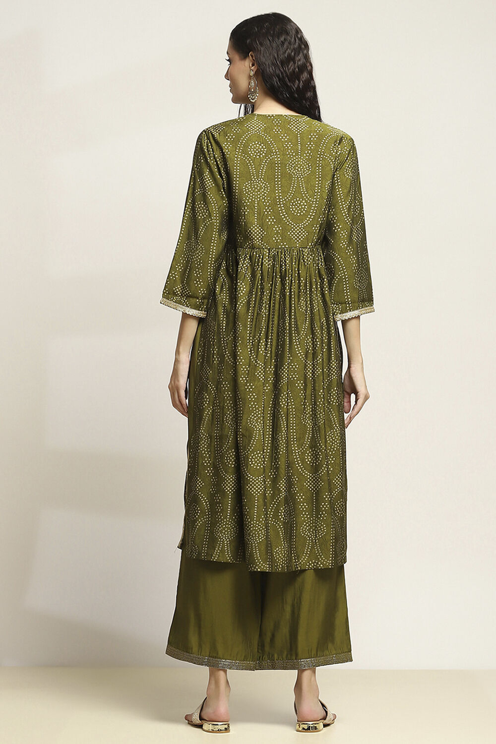Green Viscose Blend Printed Gathered Suit Set image number 4