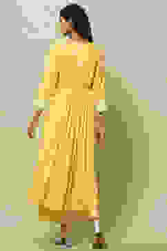 Yellow Embroidered Straight Kurta Set image number 4