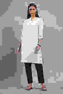 Off-White Solid Straight Kurta image number 5