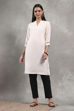 Off White Viscose Blend Solid Straight Kurta image number 5