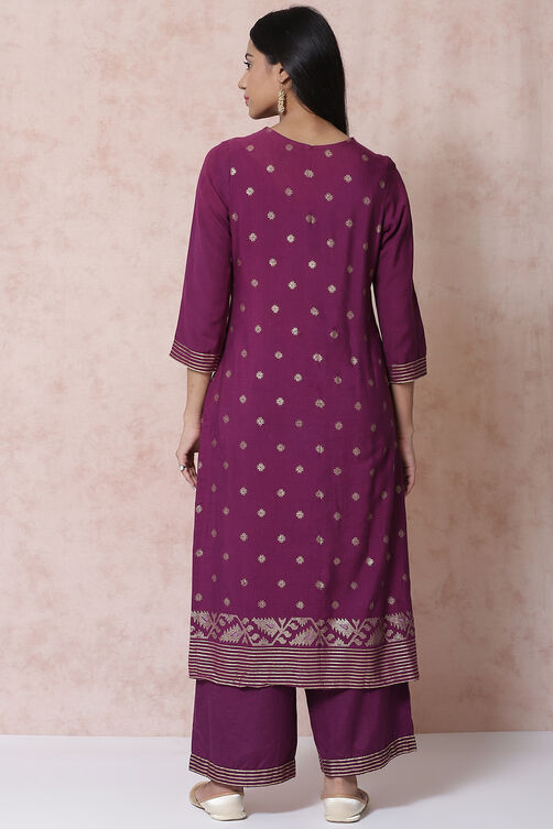 Purple LIVA Straight Kurta image number 5